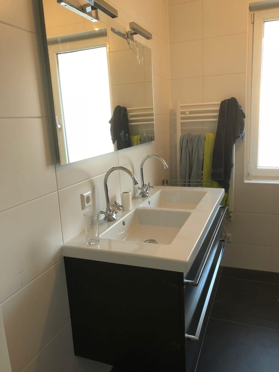 Dubbel wastafel — Na