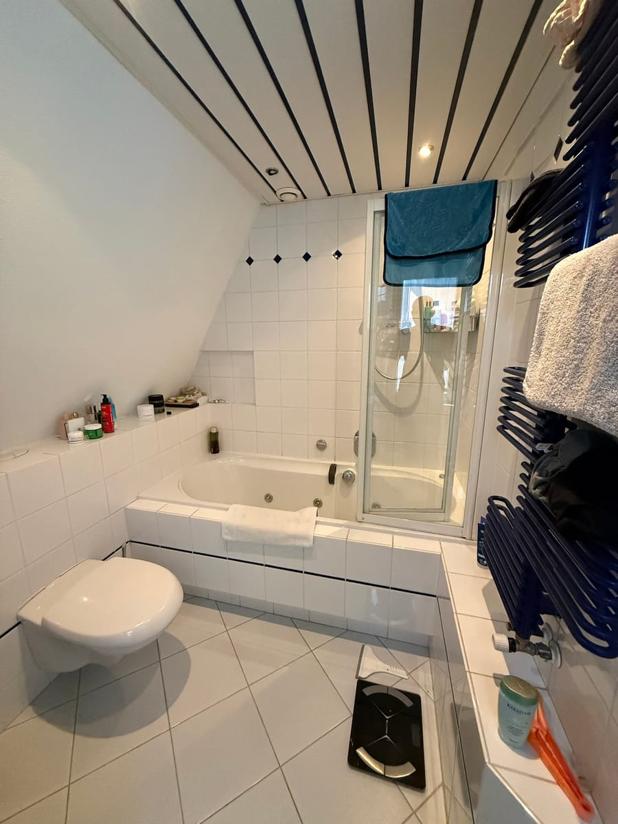 Complete badkamer renovatie in Zoetermeer — vóór uitvoering