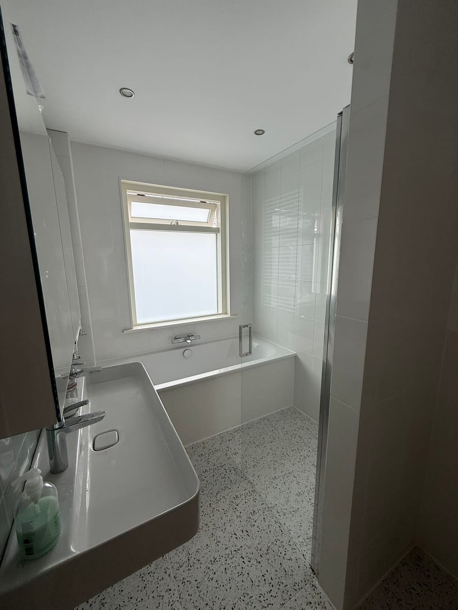 Complete badkamer renovatie in Rotterdam — na uitvoering