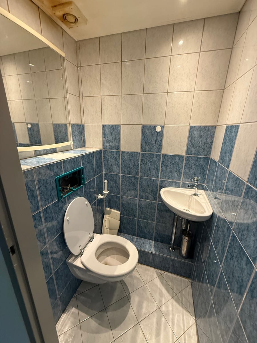 Toilet renovatie in Zoetermeer — vóór uitvoering